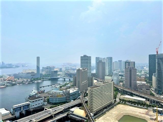 主寝室バルコニーからの眺望