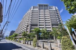 グランアルト加賀の外観