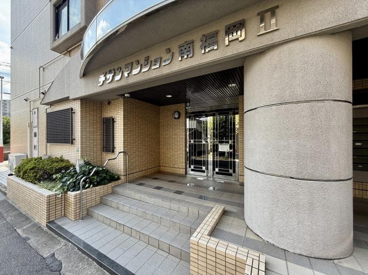 オートロック完備