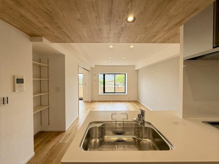 対面式キッチン完備