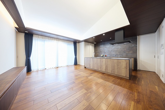 リビングダイニング