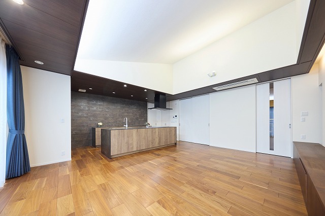 リビングダイニング