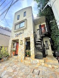 新宿区若葉1丁目中古戸建の外観