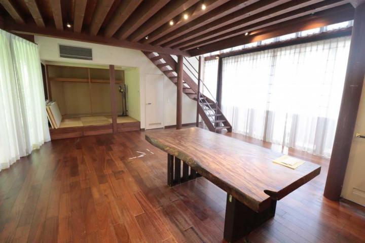 リビング・ダイニング:家具調度品は価格に含まれません(撮影年月:2025年07月)