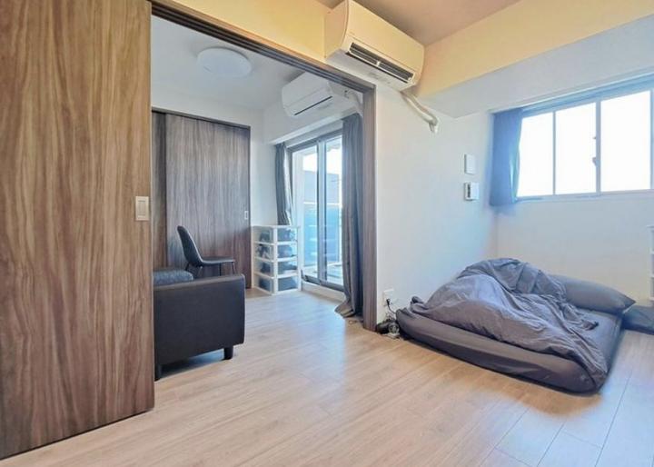 約9.3帖、リビング床暖房があります