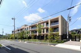 リジェ南山の外観