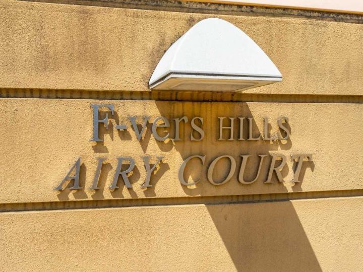 マンション表札(撮影年月:2025年06月)