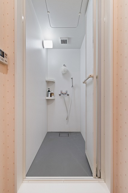 2階シャワールーム