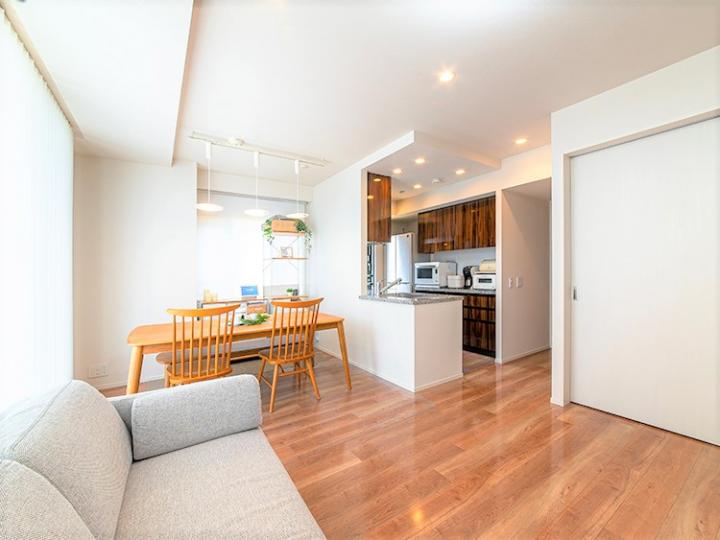 南側以外に西側にも開口部がございます