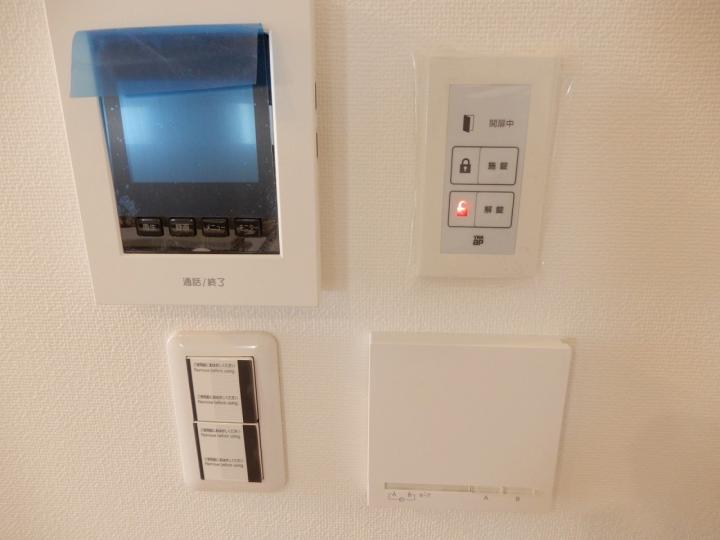 ■モニター付きインターホン