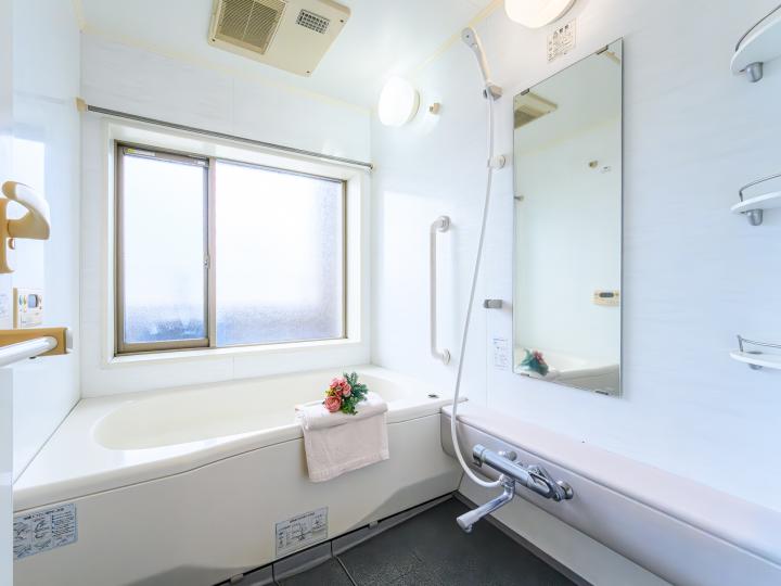 浴室に窓あり　浴室乾燥機