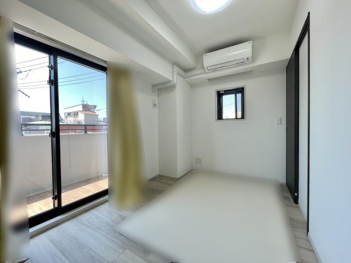 ■約5.2帖洋室(ウォークインクローゼット付き)