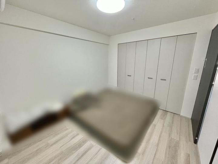 ■納戸部分(約5.5帖)■ウォークスルークローゼット付き