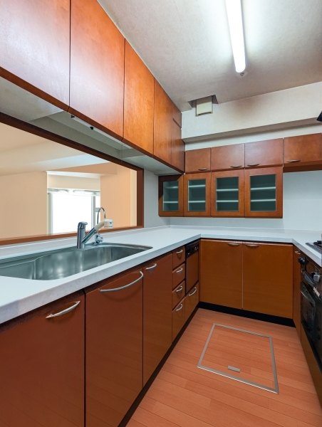 キッチン（現況写真と間取り図面をもとにＣＧで作成したリフォームイメージです）