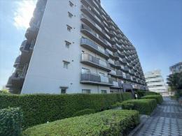 ルネ西大路の外観