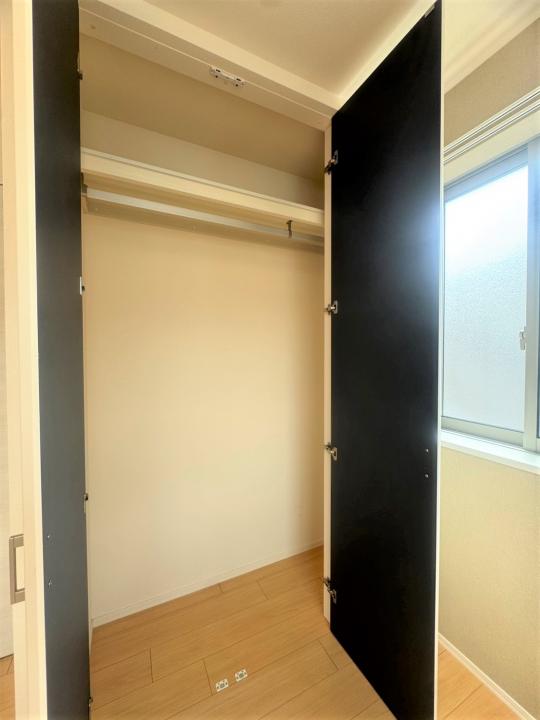 クローゼット(3階洋室)