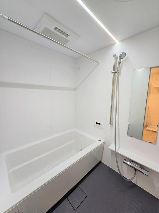 ユニットバス新規交換(1418サイズ・換気暖房乾燥機付)