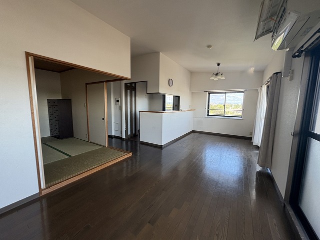 約１７．３帖のLDKです