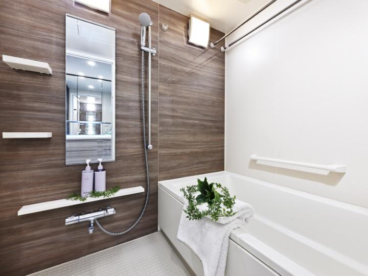 ミストサウナ、浴室暖房乾燥機、保温水槽