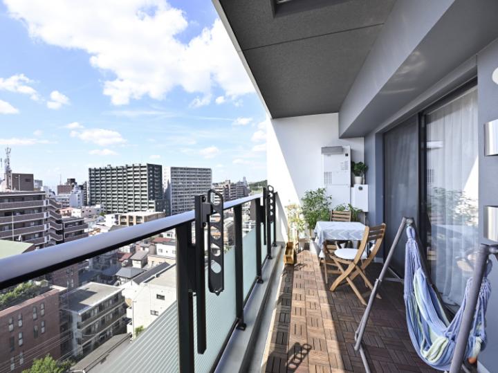 バルコニー奥行1800mm、10.59平米