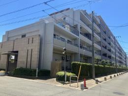 ライオンズヴィアーレ横濱ベイ壱番館の外観