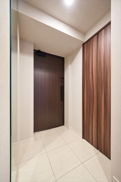 玄関にはシューズインクローゼットがあります