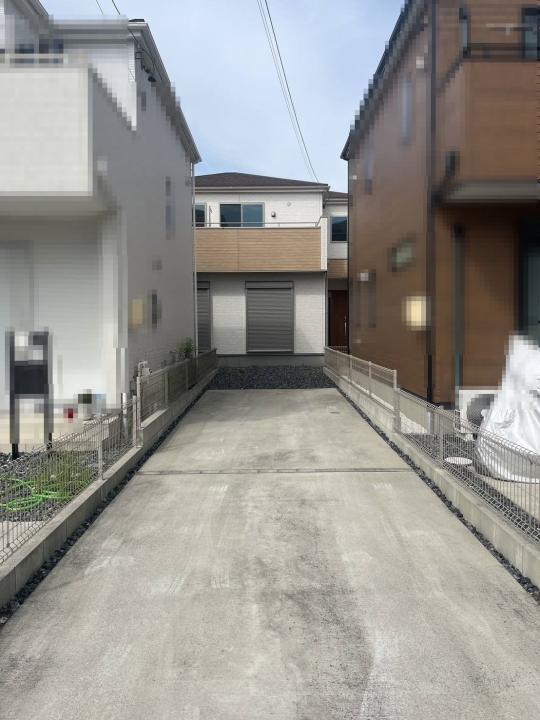 延長敷地部分（駐車スペース）