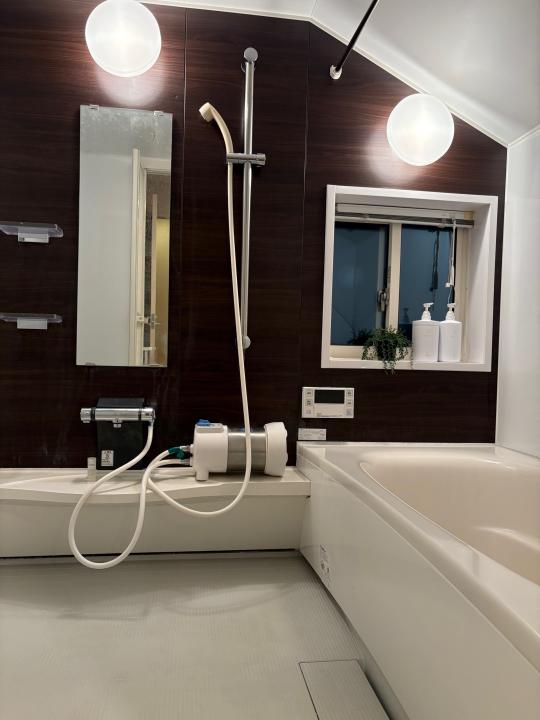 2階の浴室には浴室暖房とミストサウナがございます。