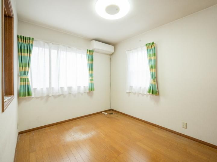 約6.4Jの南向き居室