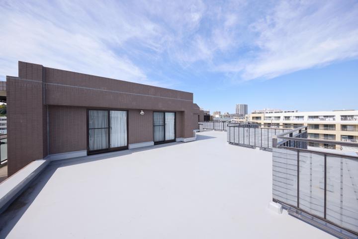 約71.5平米のルーフバルコニー