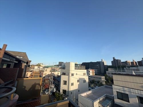 南側バルコニーからの眺望1
