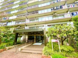 コープ府中武蔵野台3号棟の外観