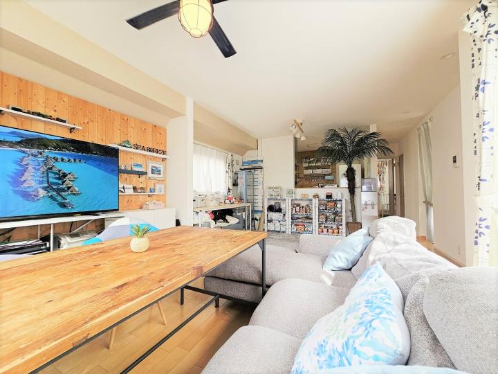 リビング部分の一部に床暖房があります。