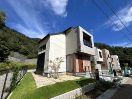 宝塚市山手台東４丁目新築戸建　12-6号地の外観