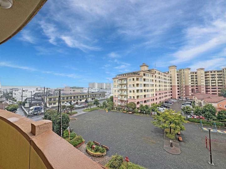 眺望：バルコニーから