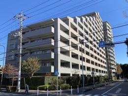 ウィルズスクエア ヴェルテックスタワーの外観