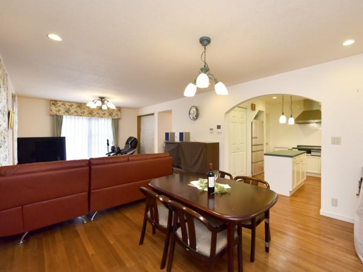 リビングダイニング