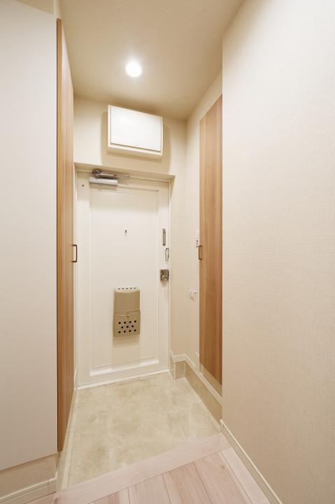 収納スペースが両サイドにあります