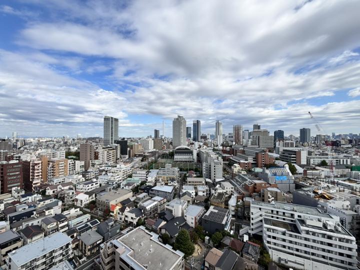 南西向きバルコニーです