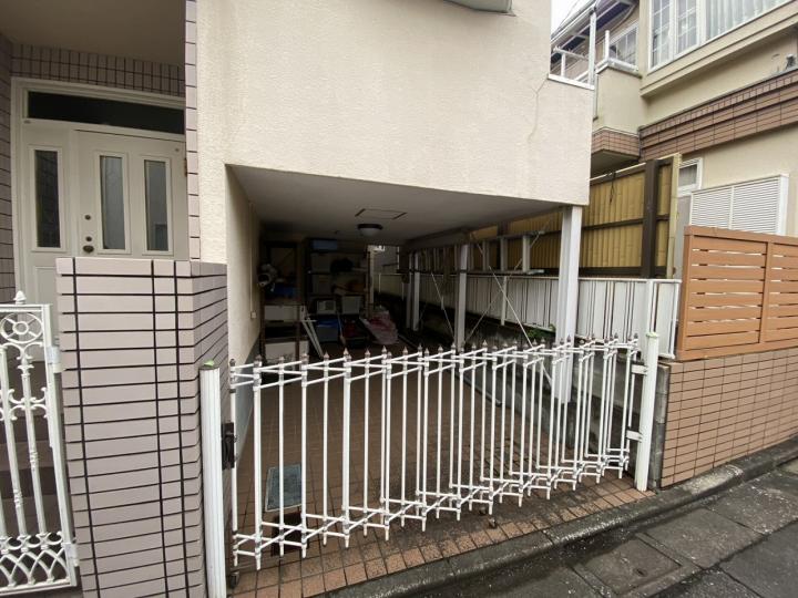 ゆとりのある駐車場スペース