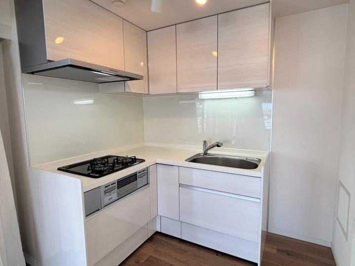 ガスコンロ3口・グリル付きキッチン