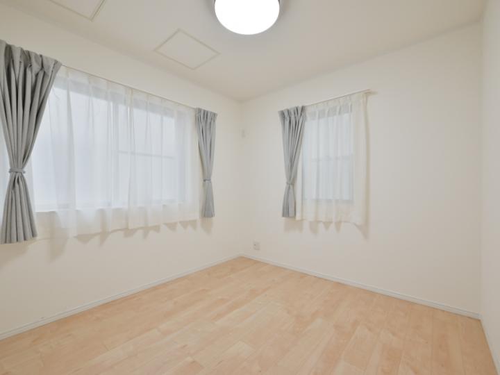 居室は全室5帖です。