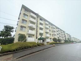 名谷２７団地１０７号棟の外観