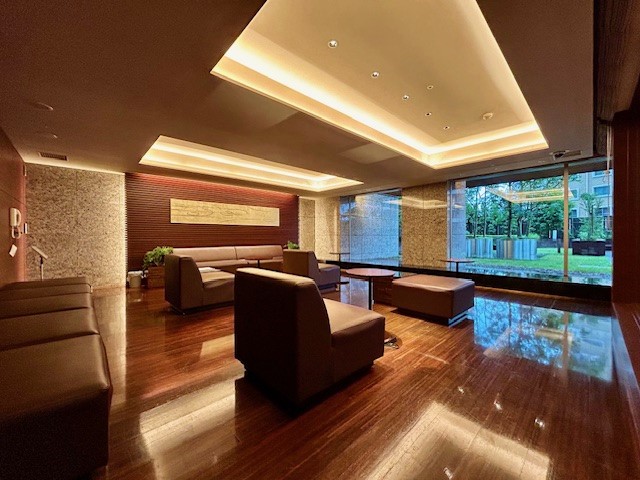 3階ガーデンラウンジ