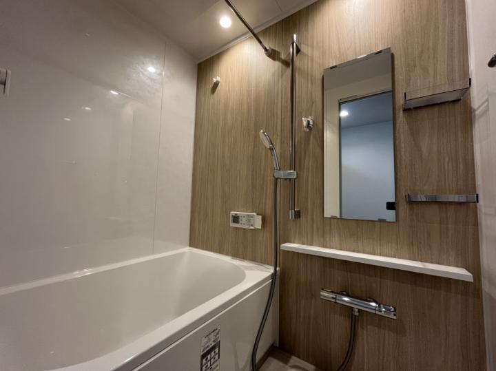 追い炊き機能、浴室乾燥機、浴室暖房ございます!