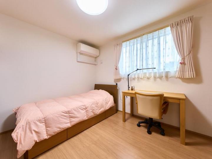 5.7帖サービスルーム