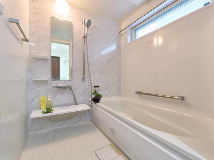 1616サイズ、浴室換気乾燥機、ほっカラリ床、魔法びん浴槽