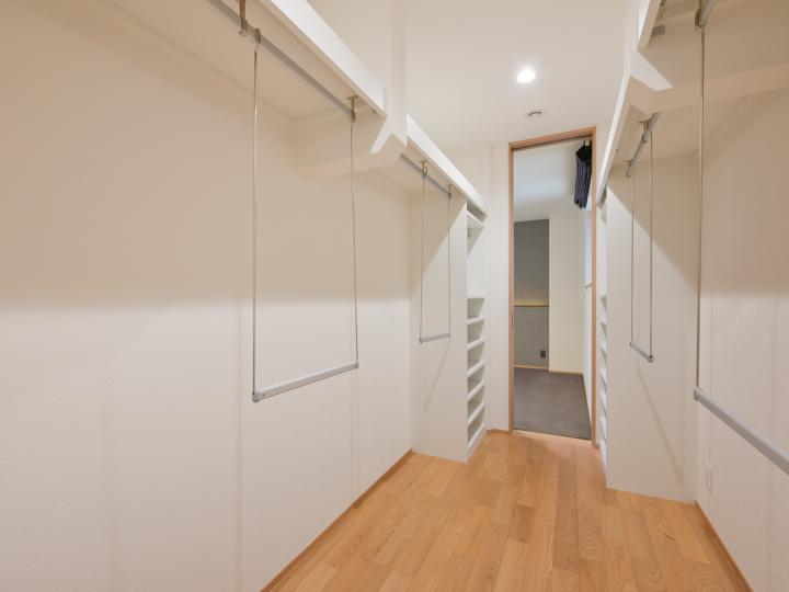 クローゼットは4帖