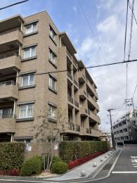 プラウド帝塚山の外観