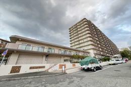 舞子台グリーンマンションの外観